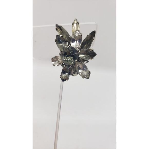 Vintage Earrings Rhinestone Smokey Topaz & Clear Flower 1950s Clip On - Picture 8 of 10